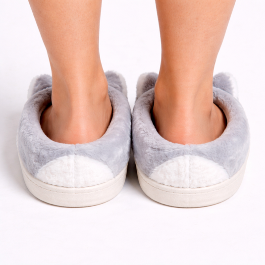 Evania - Cartoon Dog Fluffy Slippers
