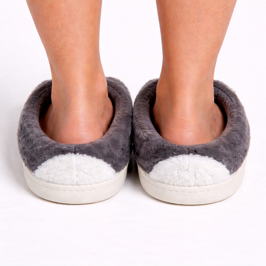 Evania - Cartoon Dog Fluffy Slippers